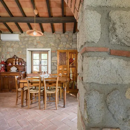 Sottopoggetto By Interhome * Roccastrada